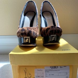 Sz 37 leopard print Fendi stilettos LIKE NEW!